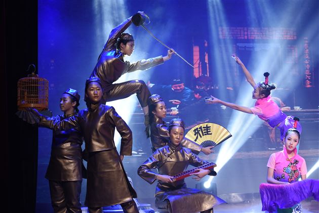 人间换岁歌舞升平祝鸿禧 天外回春芷兰棠外添异彩——成都棠湖外国语学校2020年师生迎新联欢晚会隆重举行