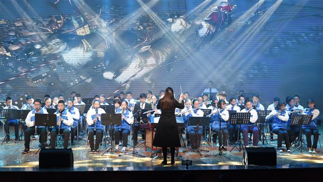 人间换岁歌舞升平祝鸿禧 天外回春芷兰棠外添异彩——成都棠湖外国语学校2020年师生迎新联欢晚会隆重举行