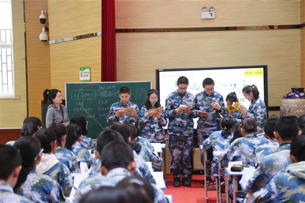 我校教师王婷婷、陈燕语受邀参加外研社英语分级阅读送教内蒙古武川县活动