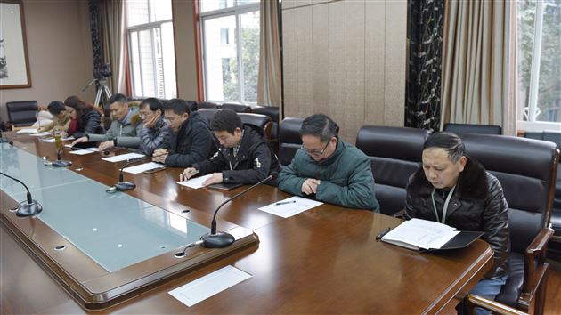 动静相宜书妙境 百花齐放满园春——记我校教职工健康俱乐部展评活动