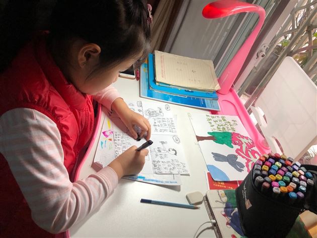 奇思妙想 原创绘本传递战“疫”力量——棠外附小二年级开展“绘本日记创编”活动