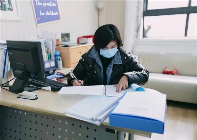 抗击疫情，我们在行动