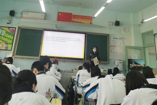 打造高效课堂 落实复习教学——棠外高中英语组研究高三英语教学，助力高三备考