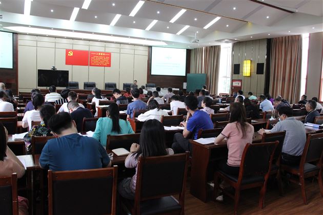 身心同练 激励赋能——记我校高中部班主任研修活动