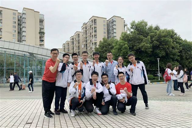 从棠外到清华，张博韬同学的华丽转身，开启了他美丽的蓝天人生