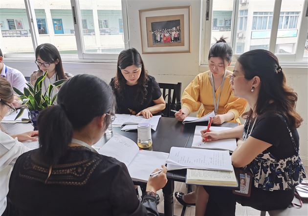 探秘海底世界 寻访科学国度——棠外附小整书阅读研究工作室开展活动