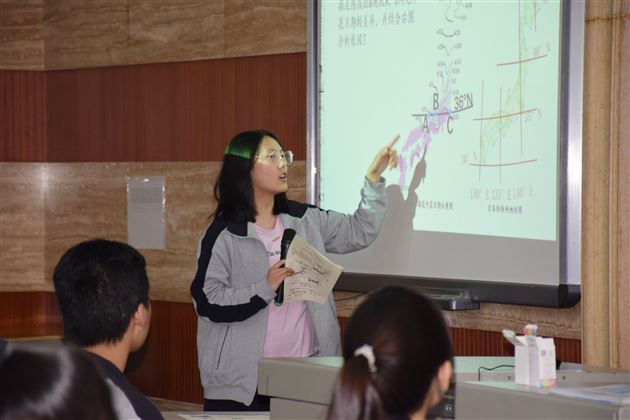 花开有期 学未止步——高中课例展示暨教改研讨活动