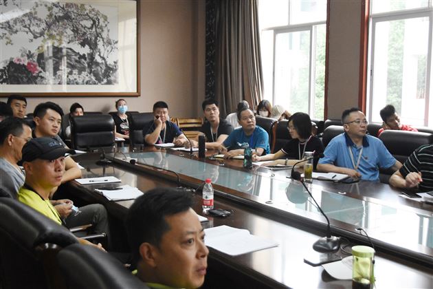 总结汇报亮家底 联席研讨谋新篇——棠外艺体卫处召开高中体育工作研讨会