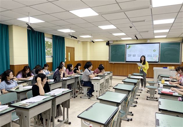 明晰内涵 高效衔接——初高中语文教研组举行联合教研活动