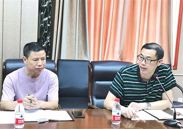 承继榜样 开拓创新——记高中德育处班主任青蓝工程年度汇报活动