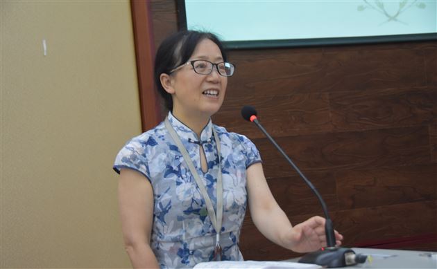 青蓝共成长 幸福同守望——棠外附小召开工作室年度总结会