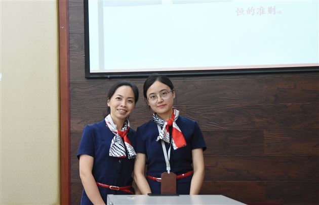 青蓝共成长 幸福同守望——棠外附小召开工作室年度总结会