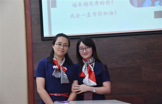 青蓝共成长 幸福同守望——棠外附小召开工作室年度总结会