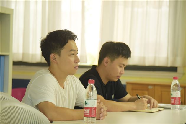 奥运冠军来啦！——奥运会体操冠军邹凯莅临棠外实验幼儿园调研