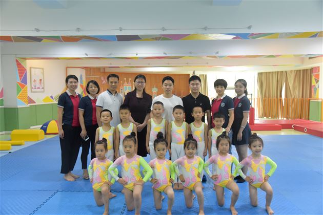 奥运冠军来啦！——奥运会体操冠军邹凯莅临棠外实验幼儿园调研