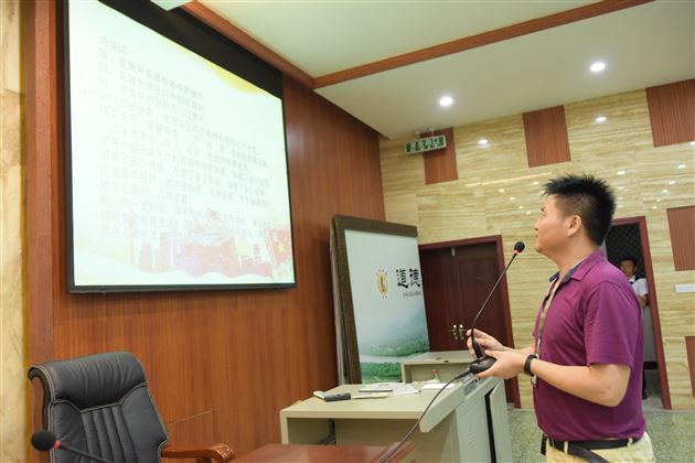 杏坛常青，感恩有您——记向英老师退休欢送会