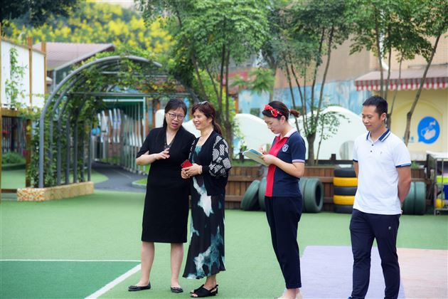 北京大学董进霞教授莅临棠外实验幼儿园指导