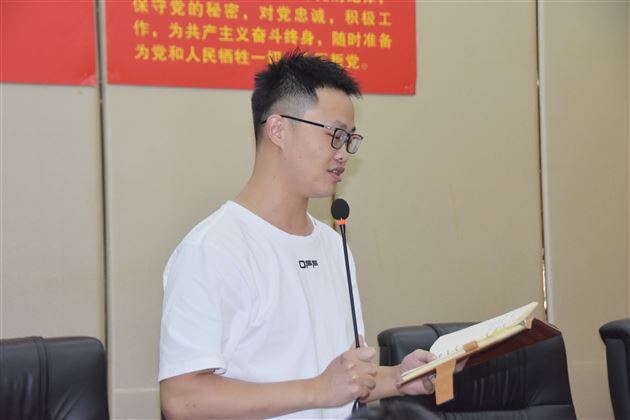 孙晓晖名师工作室到附小开展培训活动