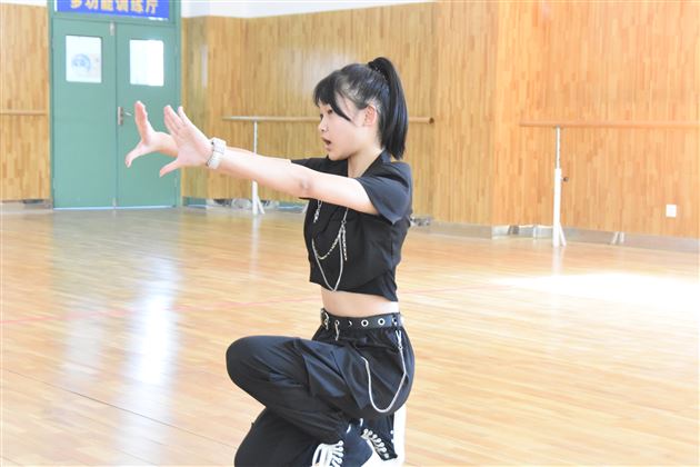 文以载道 艺以赋质——记棠外初2020级新生“艺术素质实践活动”