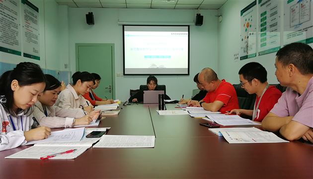 我校高中生物组召开区级课题开题筹备会并作专题讲座