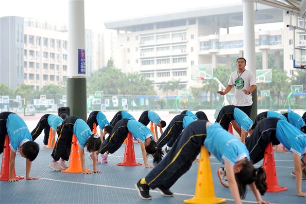 棠外附小成功举办双流区小学体育与健康研培活动