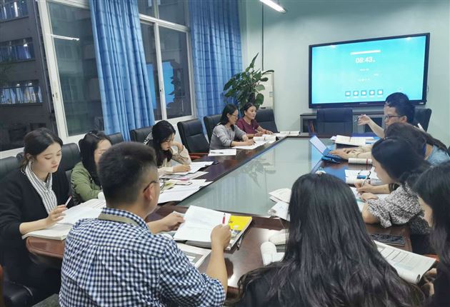 “芬芳“名师工作坊打造结构化课堂（英语听说课）教学评一致性序列报道