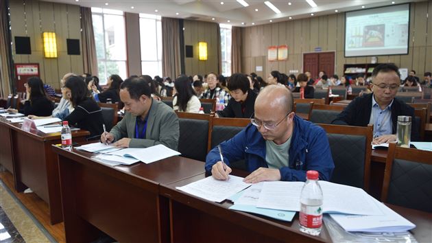 循“教学”之道  探“科研”之妙——我校举行双流区高中第四联组课题开题会