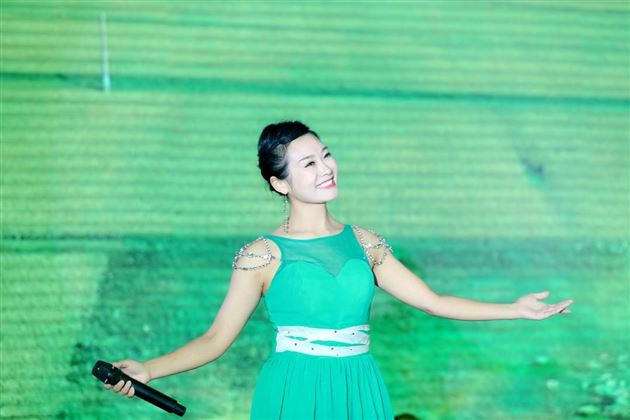 弦歌飞扬展风采——我校音乐教师受邀参加双流区统一战线2020专题文艺汇演