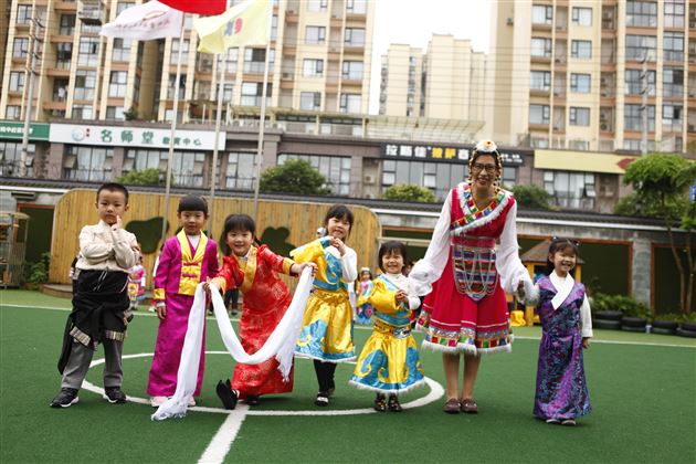 升旗仪式民族秀(6)