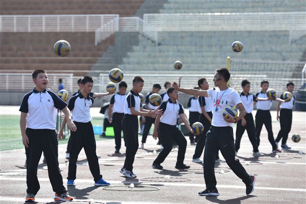 2020年度四川省中小学体育课现场展评研讨活动在棠外成功举办