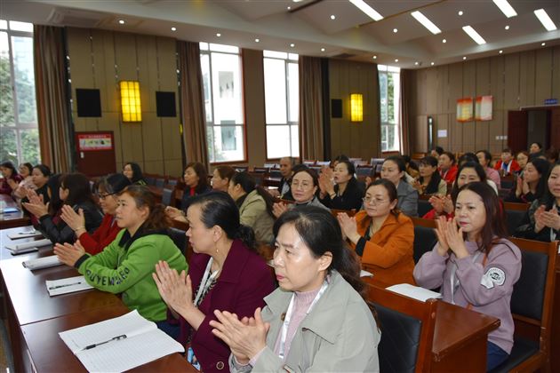 与学生这样沟通更有效——记棠外宿管老师工作培训会