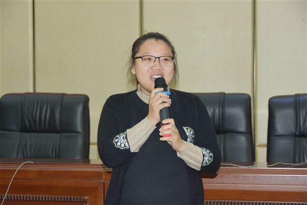 内外兼修神通显  用心科研论文成——记棠外初中部10月年级组长、班主任例会 