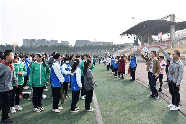 棠外开展紧急逃生疏散演练活动