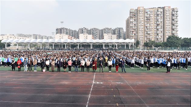 棠外开展紧急逃生疏散演练活动