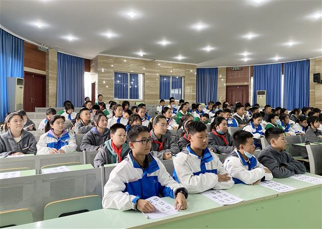 参与管理，我自信我能行——记棠外初2020级举行学生会干部竞选大会