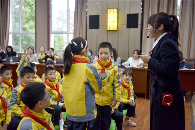 双流区2020年小学英语多元目标校本课程区域联盟教学研讨暨学术交流会在我校附小隆重举行