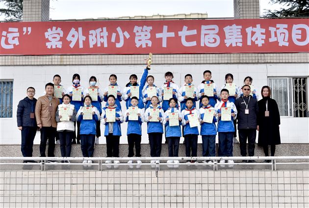 棠外初中啦啦操队勇夺2020年中国（成都）啦啦操精英赛冠军