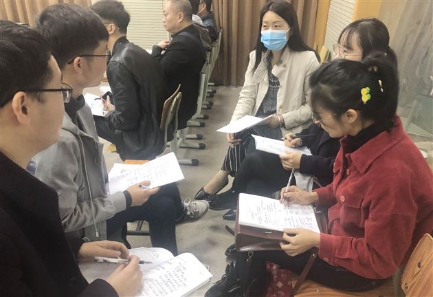 共享共建共学习——学科大比武研修纪实暨柯亚莉历史名师工作坊研讨活动