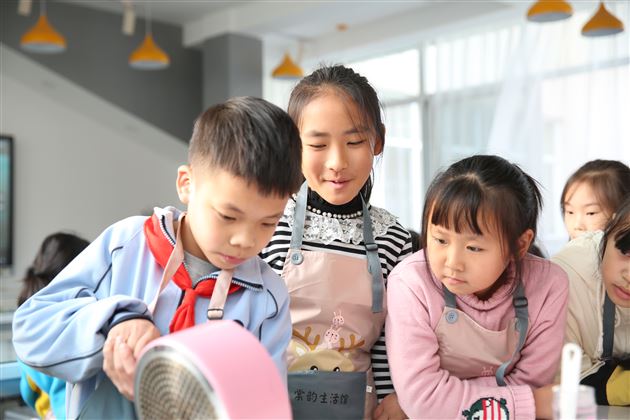 一节甜甜的手工课