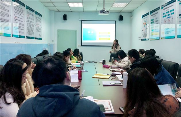 高中外语“芬芳”名师工作室暨高中英语教研组举行“五备五案”集体备课展示暨专项研讨活动