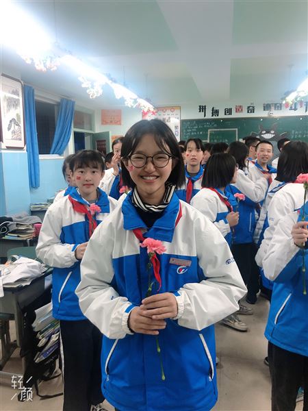 唱红歌 爱祖国——棠外初2019级开展红歌传唱活动