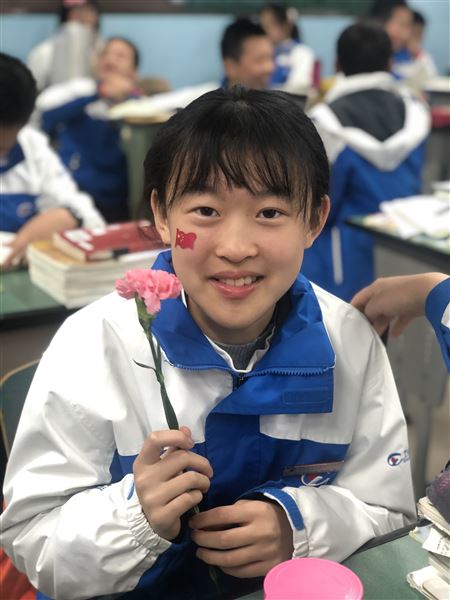 唱红歌 爱祖国——棠外初2019级开展红歌传唱活动