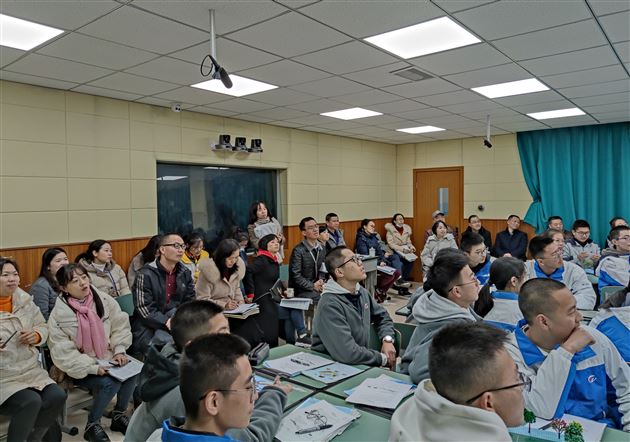 发现美、创造美、利用美——双流区高二生物教研活动暨郭伟名师工作室活动在棠外举行