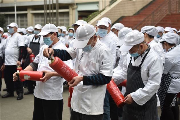 消防安全重于泰山——棠外举行2020年度消防安全培训演练活动