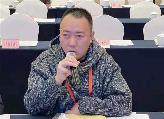 喜报！棠外裴帮锐老师被聘为四川省专家服务团专家