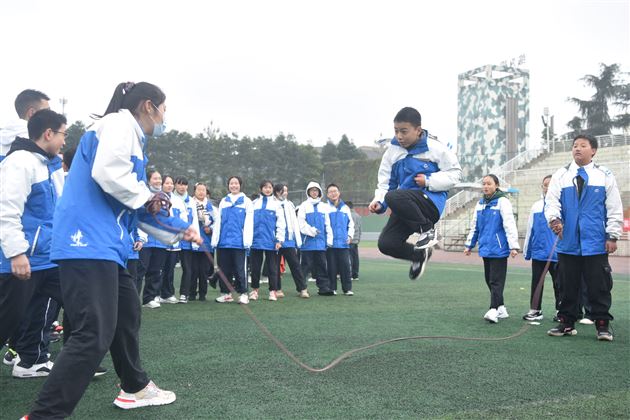 棠外初中第七届冬季师生集体运动会成功举行