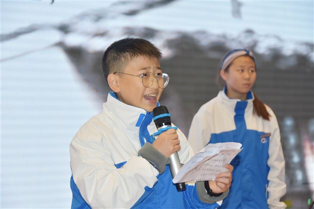 仰慕先辈壮举 诵赞爱国精神——棠外初2020级成功举办纪念“一二.九”朗诵大会