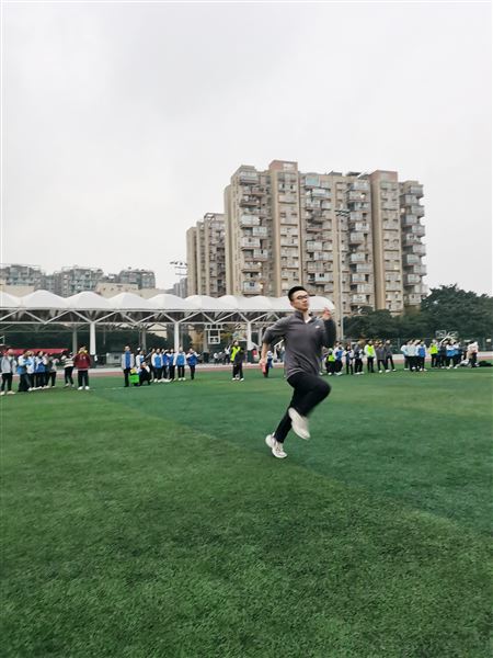 激情寒冬属于你——棠外高三年级成功举办冬季趣味运动会