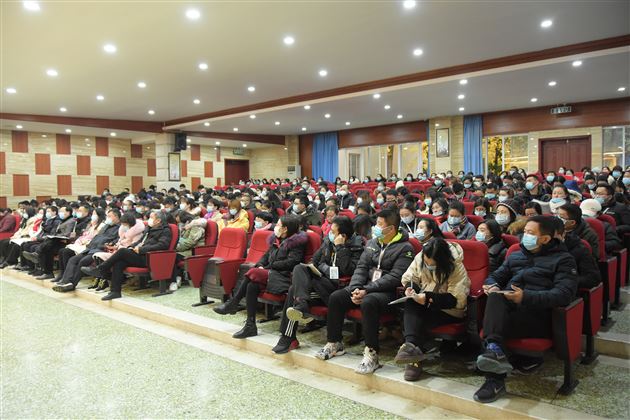 众志成城 筑牢防线——棠外初中部召开疫情防控专题会议