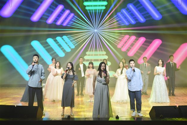 鼠岁送冬冬去冷藏庚子过 奋牛蹄春春来人喜天地欢——棠外隆重举行2020年校园艺术节展演暨2021新年文艺联欢晚会